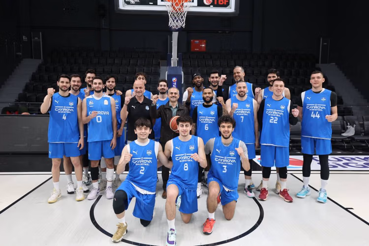 Çayırova Belediyesi yarı final için parkeye çıkıyor