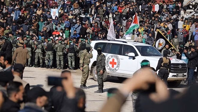 Hamas: “İsrail Gazze’den çekilirse rehineleri toplu şekilde bırakmaya hazırız”