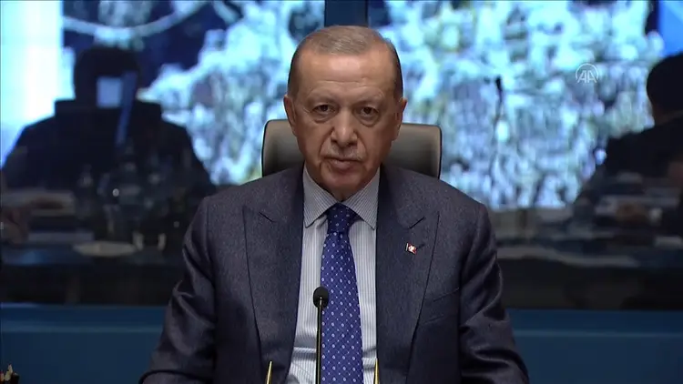 Cumhurbaşkanı Erdoğan’dan deprem sonrası ilk açıklama: “Şu an için endişe verici bir durum yok”