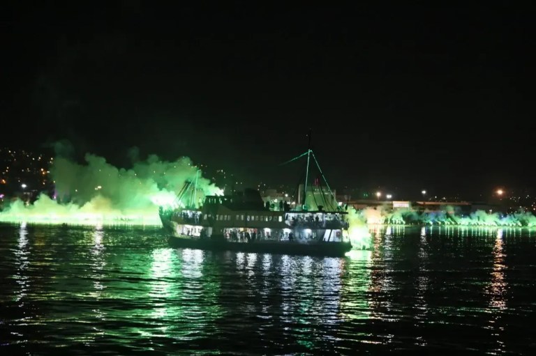 Kocaelispor şampiyonluk kutlamalarına kimler katılacak?