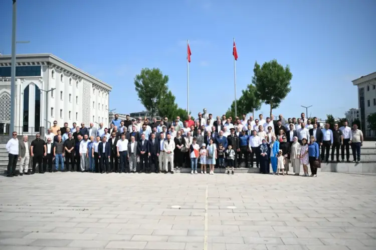 Kartepe’de Kurban Bayramı Birlik ve Coşku İçinde Kutlandı