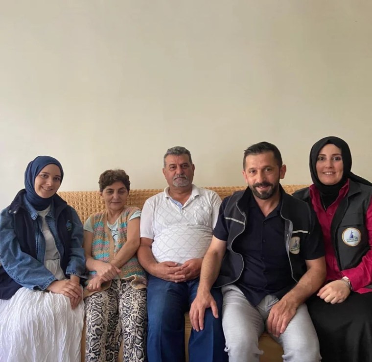 Kartepe Belediyesi’nden Bayramda Huzur Verici Ziyaretler