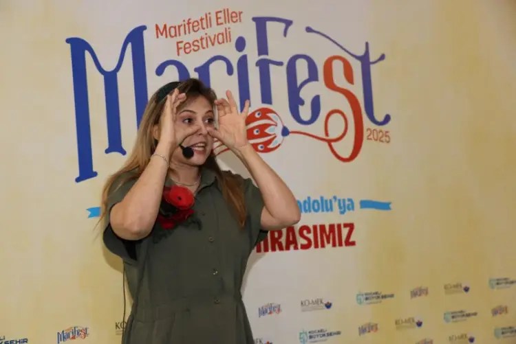 Kocaeli’de MARİFEST25 Festivalinde Ayşegül Dede’den Çocuklara Masalsı Yolculuk
