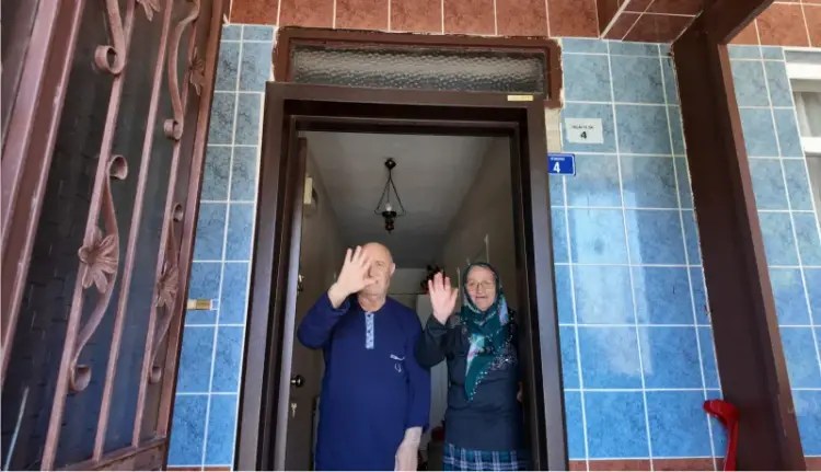 Kocaeli Büyükşehir’den Yalnızlara Bayram Sürprizi