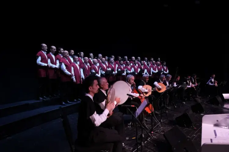 Kocaeli’de Dini Musiki Topluluğundan Unutulmaz Yılsonu Konseri