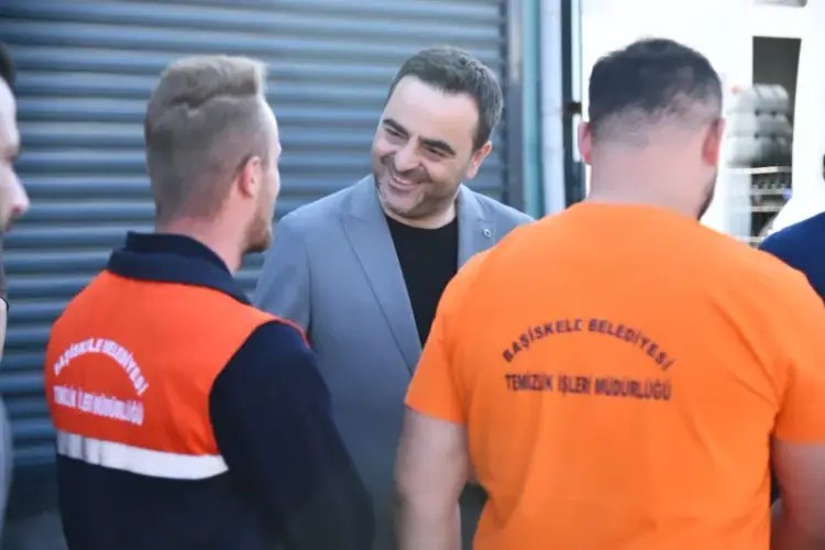 Başkan M. Yasin Özlü, Kurban Bayramı Öncesi Personeliyle Bayramlaştı