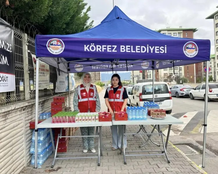 Körfez Belediyesi YKS Adaylarının Yanında: 21 Okulda Sıcak Destek