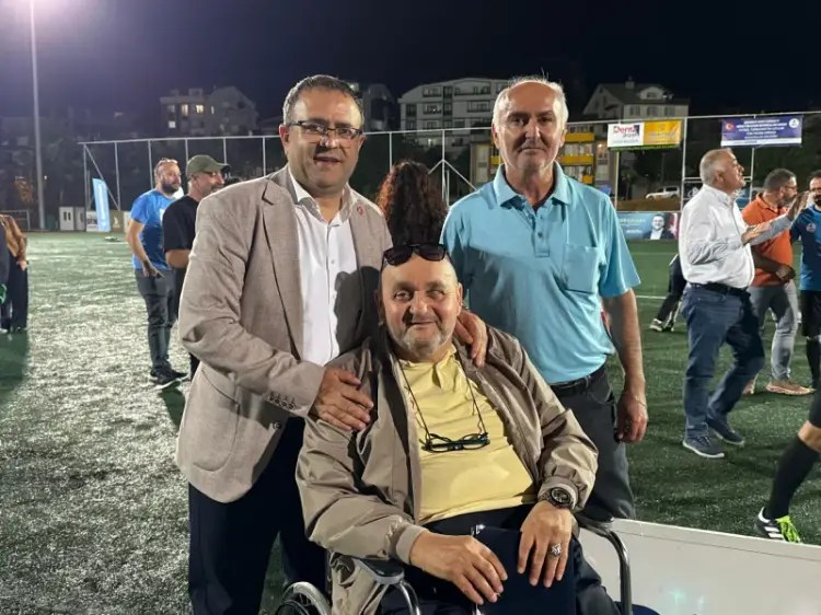 Derince’de Hemşehri Dernekleri Futbol Turnuvası’nda Şampiyon Erzurumlular Oldu