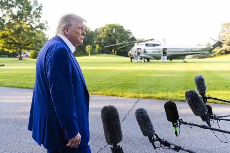 Trump İran ve İsrail’e küfür etti!