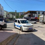 Körfez’de sinirler gergin! Park yeri kavgasında bıçak çekildi, cam şişiyle saldırıldı!