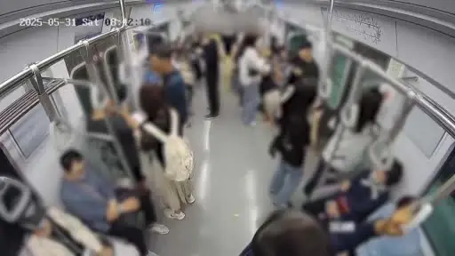 Seul Metrosundaki Kundaklama Saldırısının Şok Eden Görüntüleri Yayınlandı
