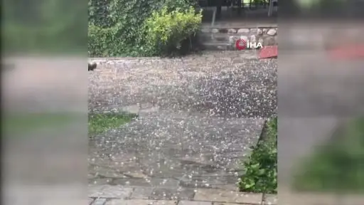 Kosova’da şok! Ceviz büyüklüğünde dolu