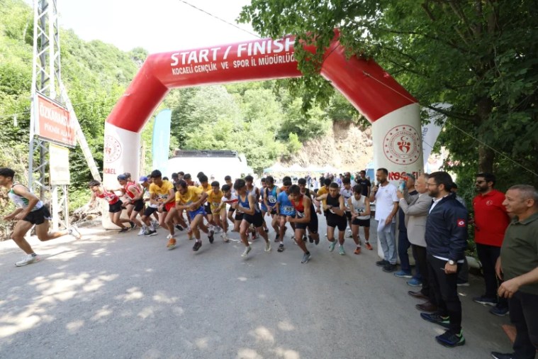 Başiskele’de Dağ Koşusu Şampiyonası Nefes Kesti