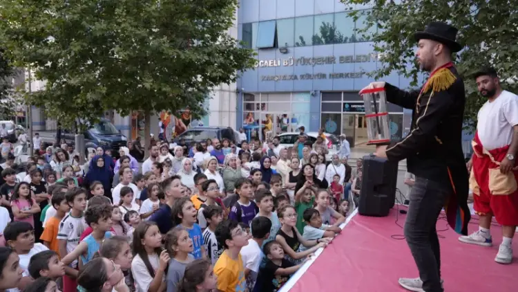 Başiskele’de Çocuklar İçin Renkli Yaz Akşamı