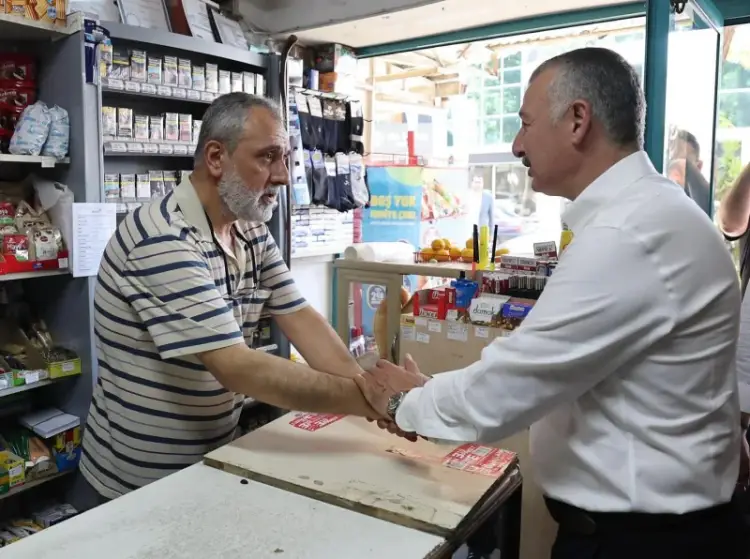 Tahir Büyükakın İzmit Kadıköy’de Esnafla Buluştu