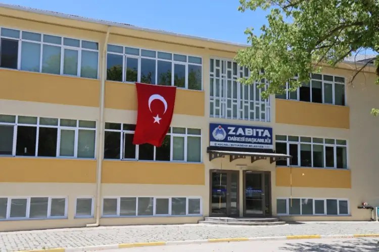 Kocaeli Büyükşehir’den ‘Terörsüz Türkiye’ Çağrısına Bayraklarla Destek