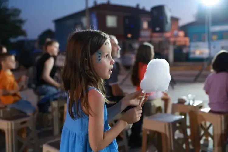 Derince’de Yaz Boyunca Mahalle Çocuk Şenlikleri ve Atölyeleri Coşkusuyla Başladı