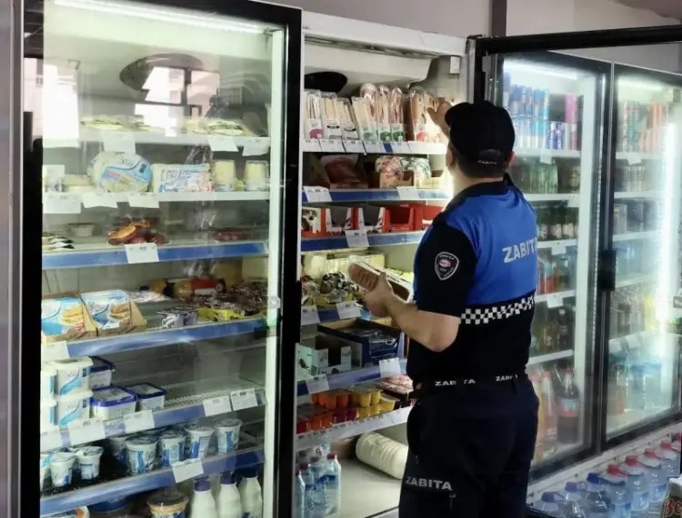 Körfez Belediyesi’nden Marketlerde Sıkı Denetim Hamlesi