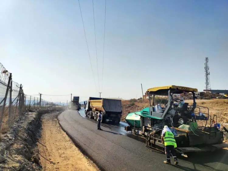Kocaeli Büyükşehir’den Gebze’ye Dayanıklı Yol Hamlesi