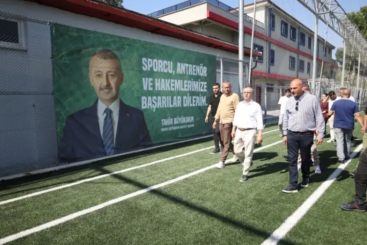 Kocaeli Büyükşehir Genel Sekreteri Baraçlı, Kartepe Projelerini Yerinde İnceledi