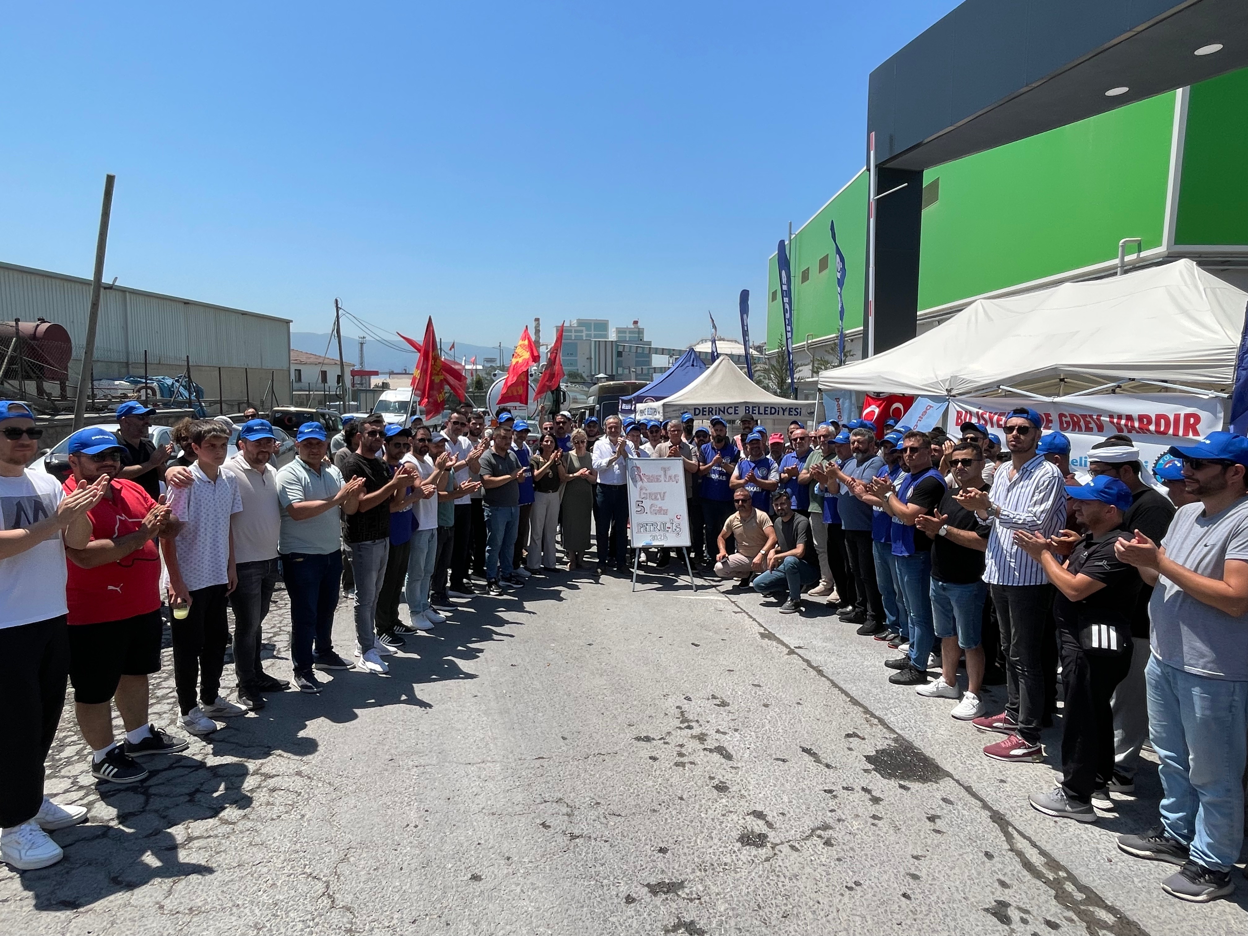 Gübretaş işçisi haykırıyor! Sadece hakkımızı istiyoruz! Grev noktasından canlı yayın