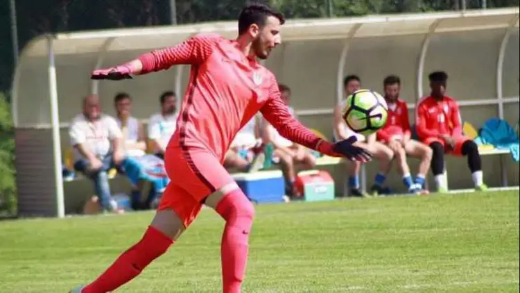 İhsaniyespor’un kalesi artık gole kapalı! Amatörün en iyi eldivenini aldılar