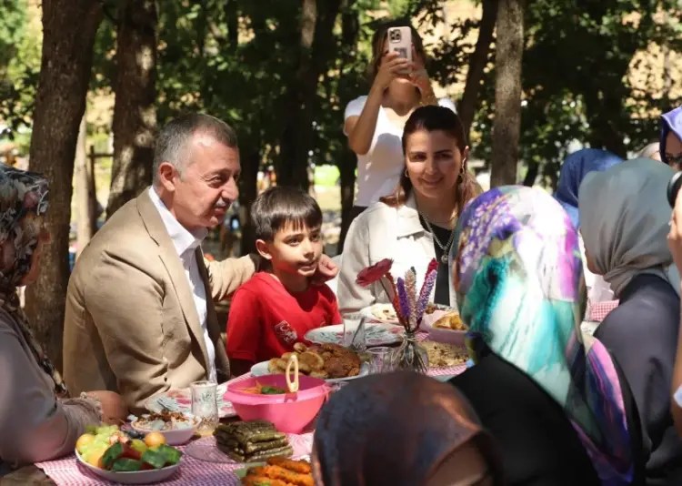 Kocaeli’de Kadınlar Anne Şehir Pikniğinde Buluştu