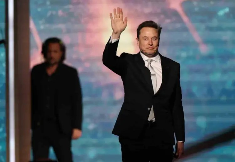 Amerikan siyasi içeride toz duman. Elon Musk parti kurdu!