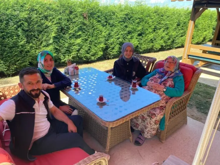 Alo Evlat Sağlık Kulübü Kartepe’de Yaşlıların Yüzünü Güldürüyor