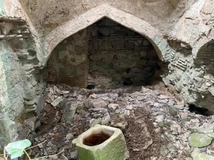 Gölcük’te Tarihi Osmanlı Hamamı Aslına Uygun Olarak Yeniden Hayat Bulacak