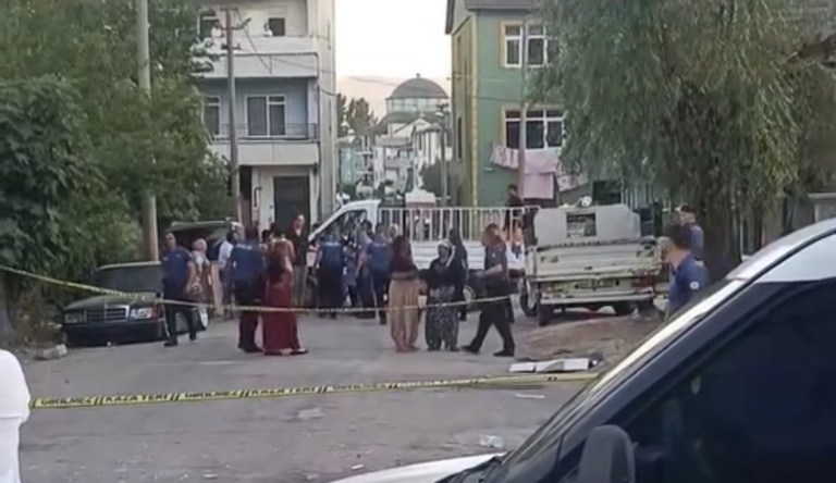 İzmit’te silahlı sopalı kız kaçırma kavgası: Acı haber geldi, 1 kişi öldü!