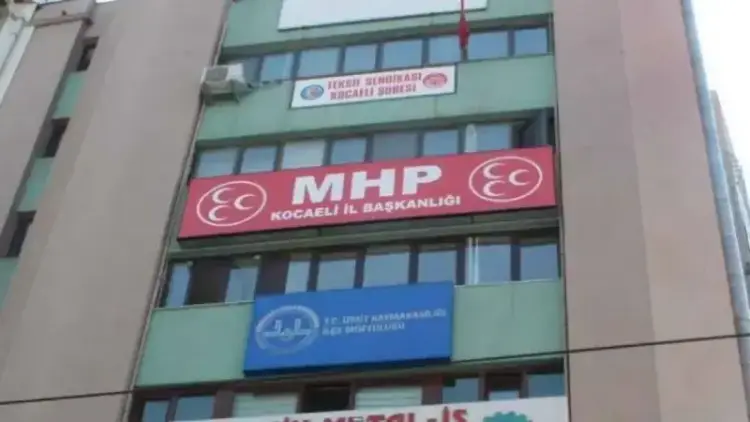 MHP’de iki şok istifa! Biri ilçe başkanı, biri ülkü ocakları il başkanı…