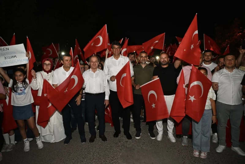 Kartepe’de 30 Ağustos Zafer Bayramı Coşkusu Görkemli Etkinliklerle Kutlandı