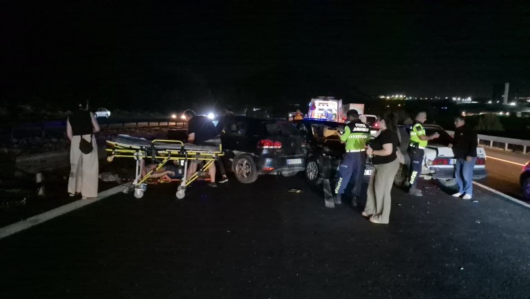 Düzce Gümüşova rampalarında zincirleme kaza! 4 yaralı
