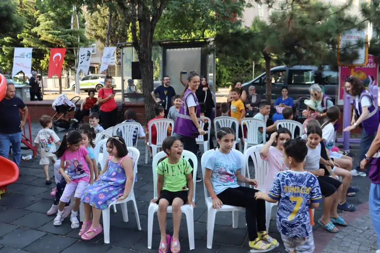 İzmit Belediyesi çocuk festivali etkinlik takvimi