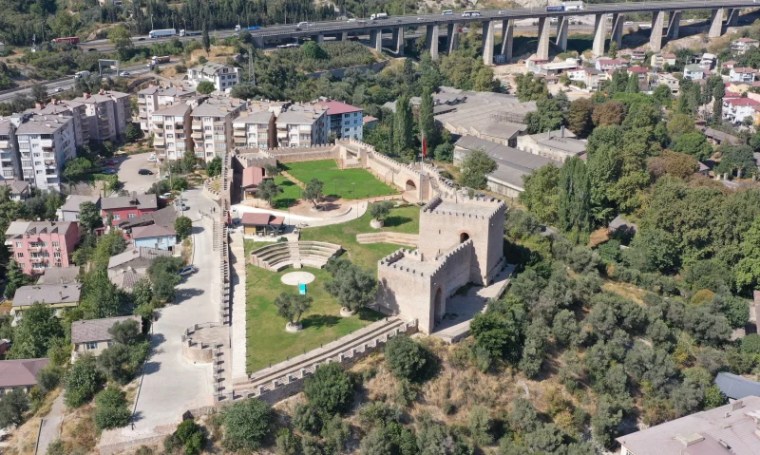 Hereke Kalesi Ziyaretçileri Kendine Hayran Bıraktı