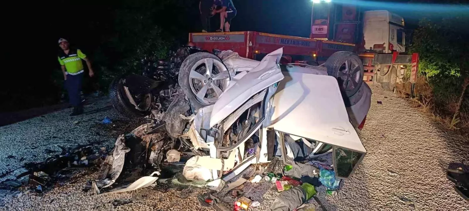 Çanakkale Yenice’de feci kaza! 6 kişi hayatını kaybetti