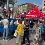 Kocaeli’de Bir Kamyon Dolusu Dayanışma: Karpuzlar Ücretsiz Dağıtıldı