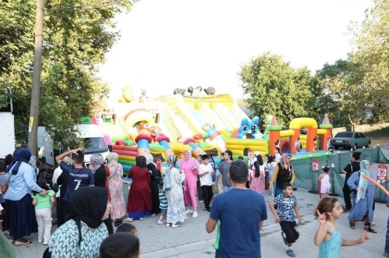 Dilovası’nda Çocuk Şenliği Renkli Görüntülere Sahne Oldu