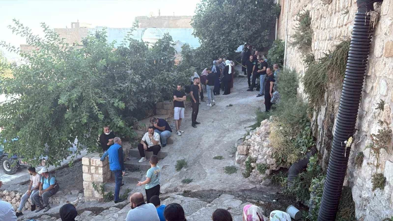 İki kız kardeş evinde ölü bulundu