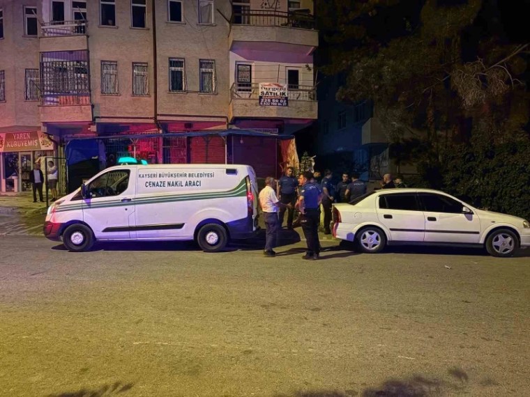 Kayseri’de Genç Adam, Eşi Tarafından Terk Edilince Hayatına Son Verdi