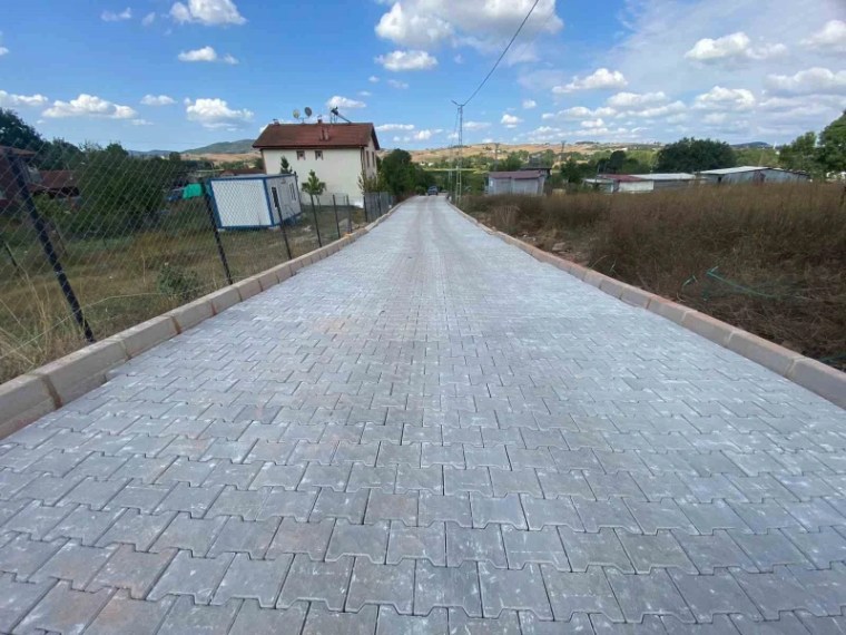Kocaeli Kırsalında Ulaşım Konforu Artıyor: Mahalle Yolları Yenileniyor