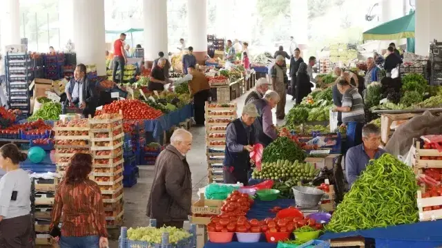 Pazarlarda kartlı dönem başlıyor! POS cihazı zorunluluğu geldi