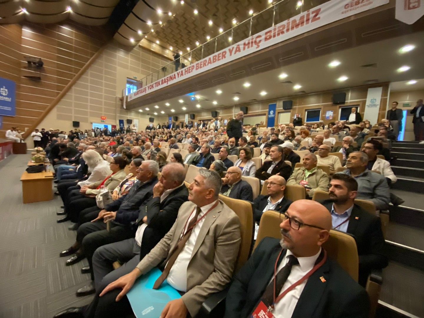 Chp Gebze İlçe Kongresinde Yarış Nefes Kesti: Gökhan Orhan Yeniden Başkan