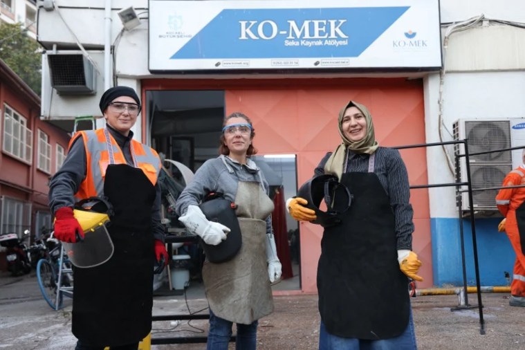 KO-MEK ile aranan eleman oluyorlar
