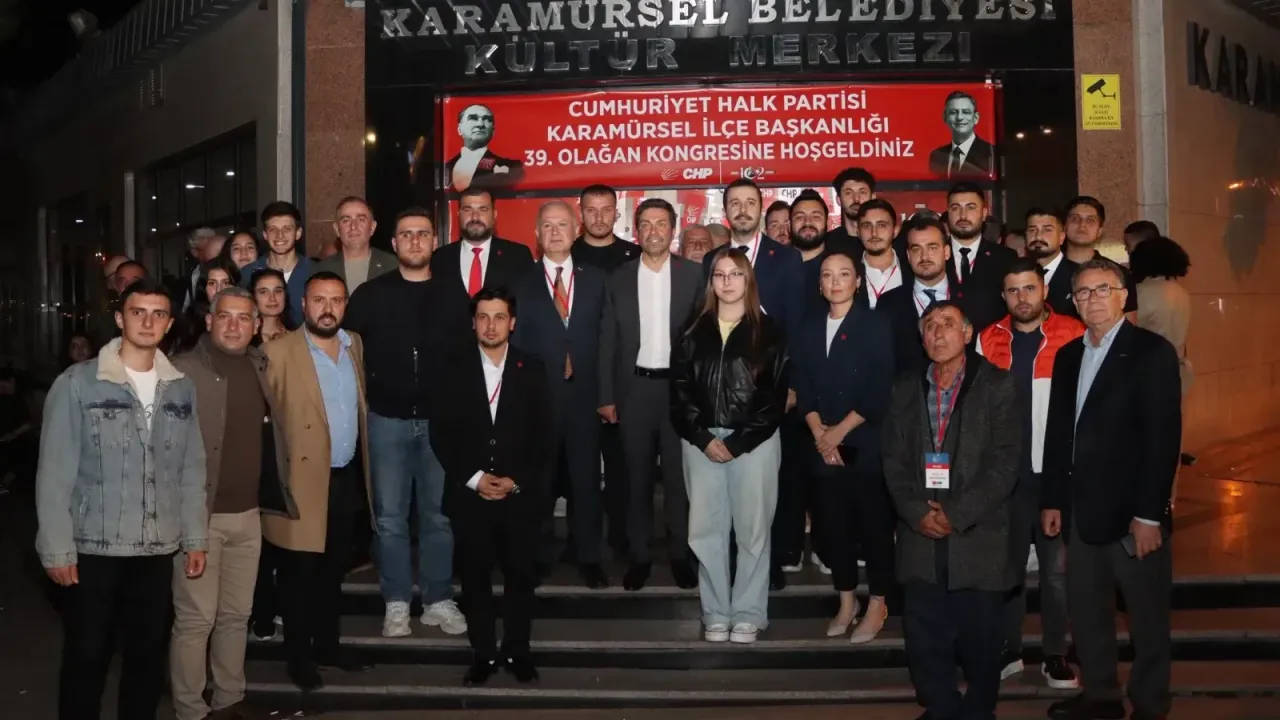 CHP Karamürsel’de Anıl Aksu yeniden başkan seçildi