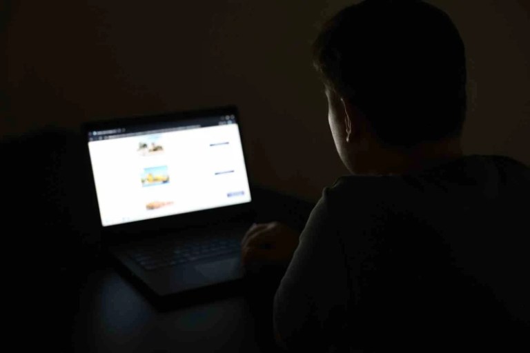 Burs Dolandırıcılarından Yeni Tuzak: e-Devlet’e Bile Kandırıcı Taklit