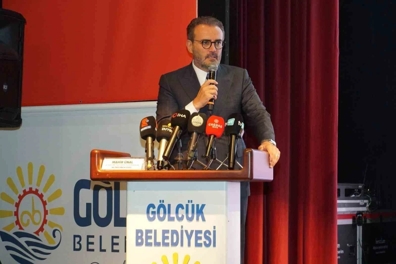 Mahir Ünal Kocaeli’de Kültür ve Sanat Alanındaki Atılımı Övdü