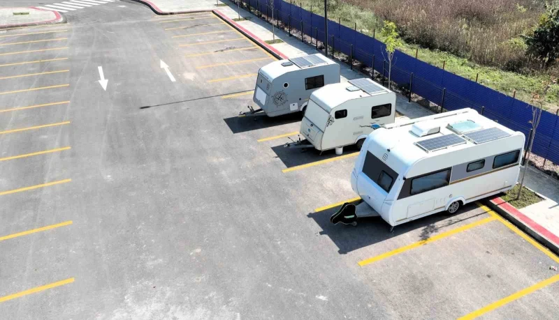 Kartepe’de Karavan Tutkunlarına 210 Araçlık Modern Park Alanı