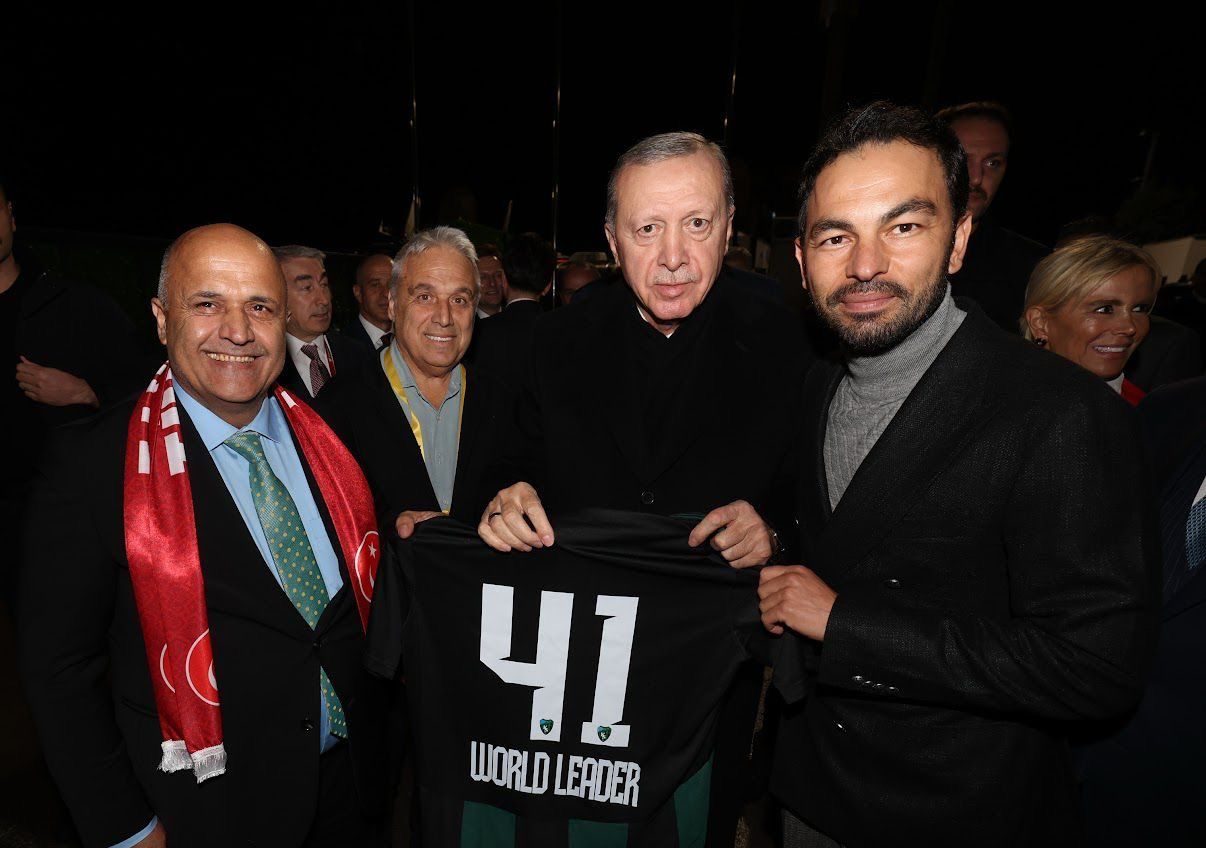 Kocaelispor’dan Erdoğan’a formalı jest